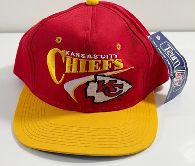 Kansas City Chiefs Hat Cap Snap Back Red Yellow Football Logo Mens VINTAGE 90s