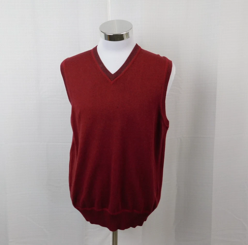 Geoffrey Beene Men's Reversible Cotton Sweater Vest Gray/Red, Large #4713 - Image 2 of 4