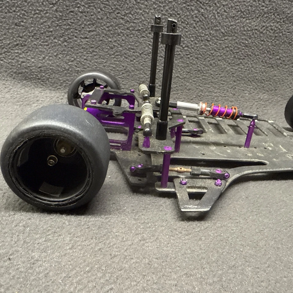 Trinity Switchblade 10 Oval Pan Car Graphite Purple Anodized 1/10 RC Car On-Road - Image 4 of 4