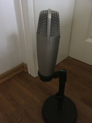 Samson USB studio condenser microphon C01U Studiotechnik Podcast Ständer massiv
