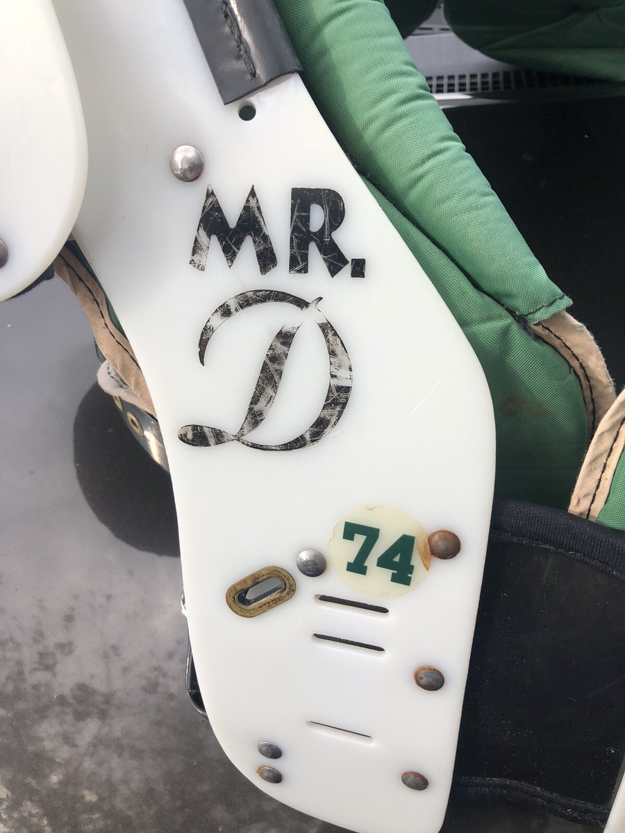 Douglas Mr. D Z Football Shoulder Pads XL 21”-22” | eBay