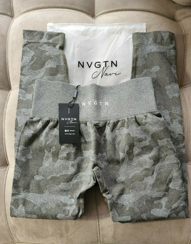 Green Seamless Camo Leggings. Size 