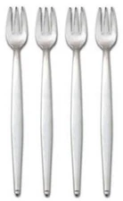 Oneida Danube 4 Seafood / Cocktail Forks 