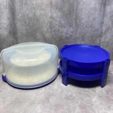 Tupperware Round Cake Taker Blue Base W/ 2 Ti...