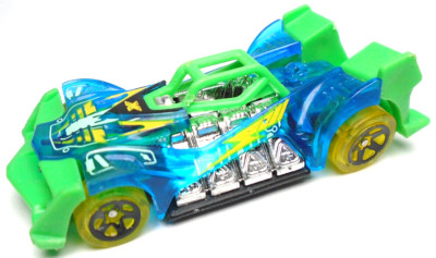2017 HOT WHEELS X-RAYCERS VOLTAGE SPIKE BLUE & GREEN DIECAST 2 3/4'' RACE CAR 