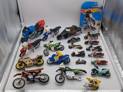 (20) Vintage & New Motorcycles! DR. X CYBORG BIKER CHOPPER, Lanard The Corps, HW
