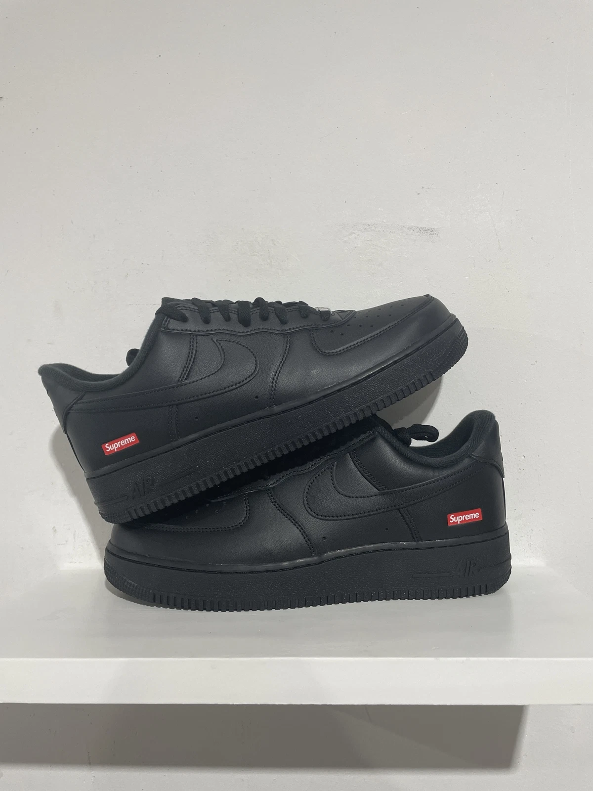 Nike Air Force 1 Low Supreme Noir Taille 12