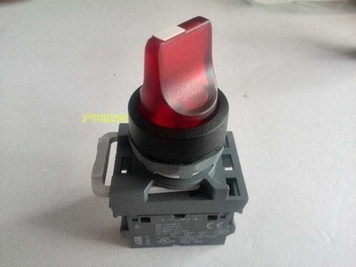 1PCS NEW M2SS1-42R-11 Two position knob #as