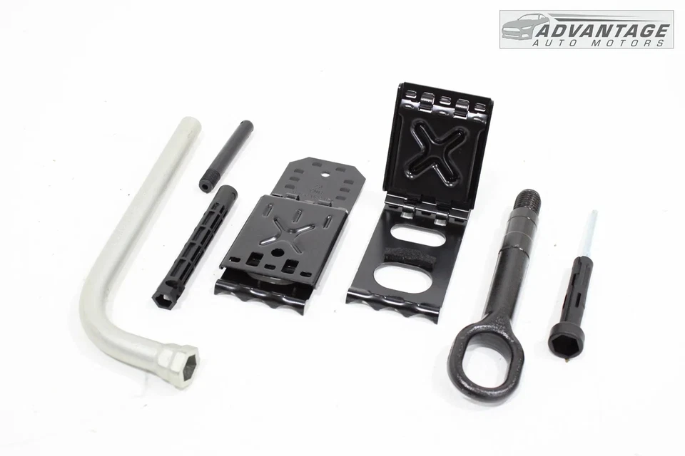 2015-2018 AUDI Q3 QUATTRO EMERGENCY TOW EYE SCREWDRIVER WHEEL TOOL SET OEM - Image 2 of 4