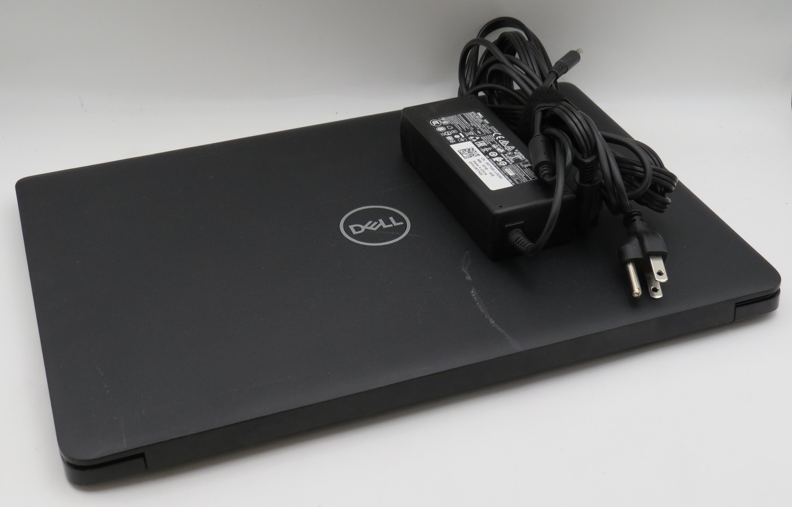 Dell Latitude 3500, 15.6-Inch Laptop, with Intel Core i5 8th Gen., No OS