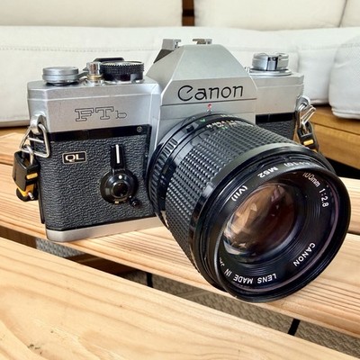 Canon FTb QL mit FD 100mm f/2.8 Objektiv und Skylight Filter SKY1B