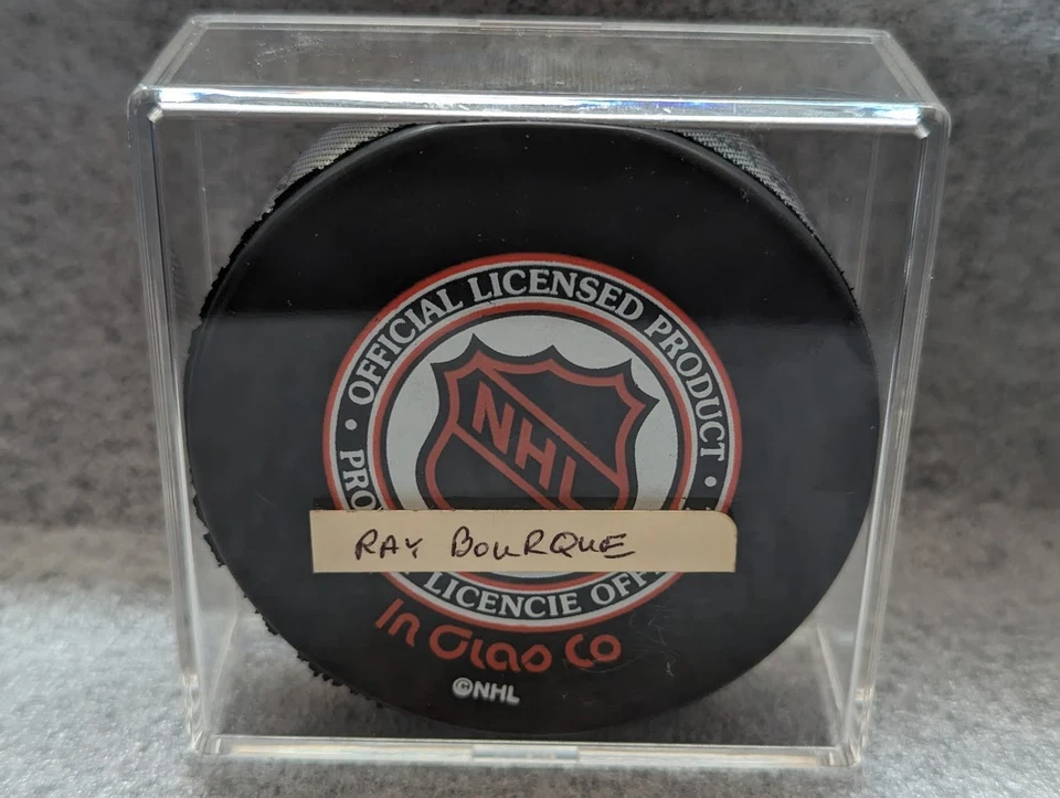 波士顿棕熊队雷·布尔克签名曲棍球亲笔签名和箱子雪崩 — 第 2/2 张图片