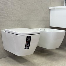 Set Sanitari Hatria TECNA SOSPESI WC Pure Vortex e Bidet con sedile avvolgente r