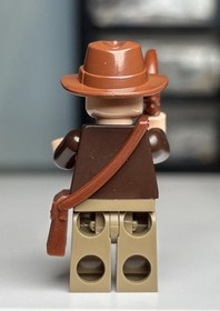 LEGO Indiana Jones Temple Escape (7623) - Jones with Peruvian Temple Gold Idol