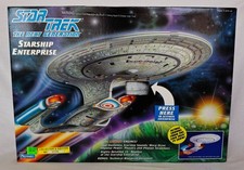 Star Trek The Next Generation Electronic Starship Enterprise Playmates 1992 NEW