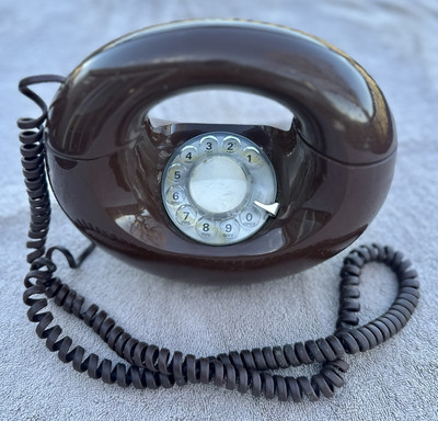 Vintage Sculptura Round Donut Rotary Phone Chocolate Brown Western