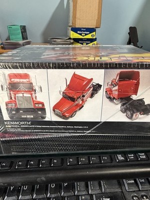 NEW 1:32 Kenworth Semi Truck T600A Snap-tite Kit 85-1958 Revell