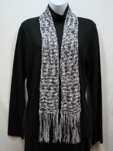 Hand Knit Scarf, Short Eyelash & thin yarn blend - Picture 14 of 25