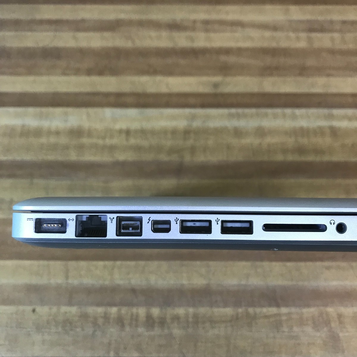 Apple MacBook Pro A1278 2010 i5-2.30GHz 2GB RAM (OS Sierra) for