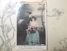 Carte Postale ancienne fantaisie Couple au bouquet de fleurs 1900