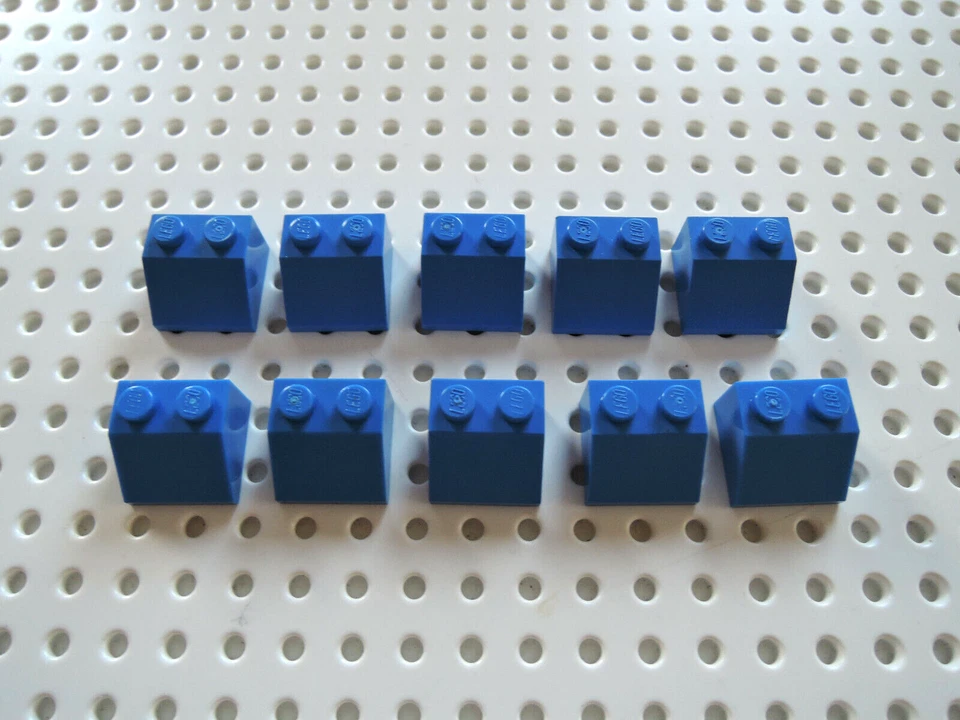 Lego 10 x Dachstein 3039  blau  2x2 45° - Bild 1 von 1