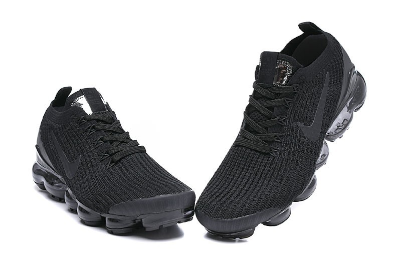 Nike Air VaporMax Flyknit 3 Triple Black - Size 10