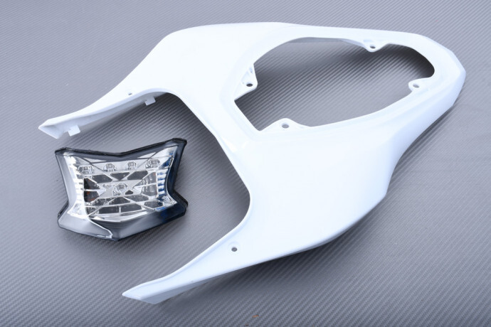 Carénage de selle prêt à peindre et feu arrière assombri pour les sorties en Kawasaki Z900 SE