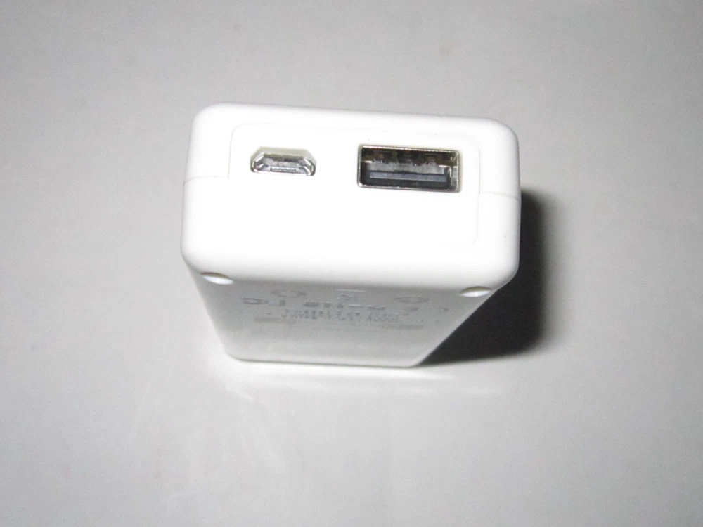 4400mAh Juicebox Power Bank - Compact Portable Charger for Phones & Tablets NIB  