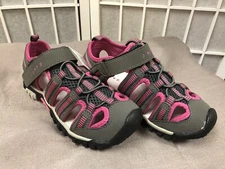 Jands, Girls, Shoes, Sport Sandals,Gray/pink, New,Closed Toe,Outdoors, Size 4.: