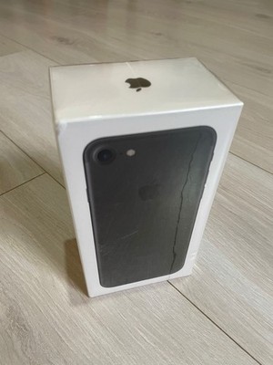 BRANDNEU VERSIEGELT SCHWARZ APPLE IPHONE 7 32GB - ENTSPERRT.