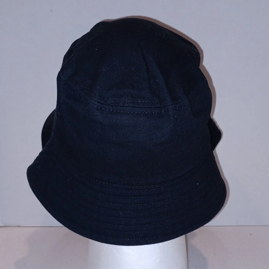 Cubo unisex Levi's en negro talla mediana 100% algodón Foto 4 de 4