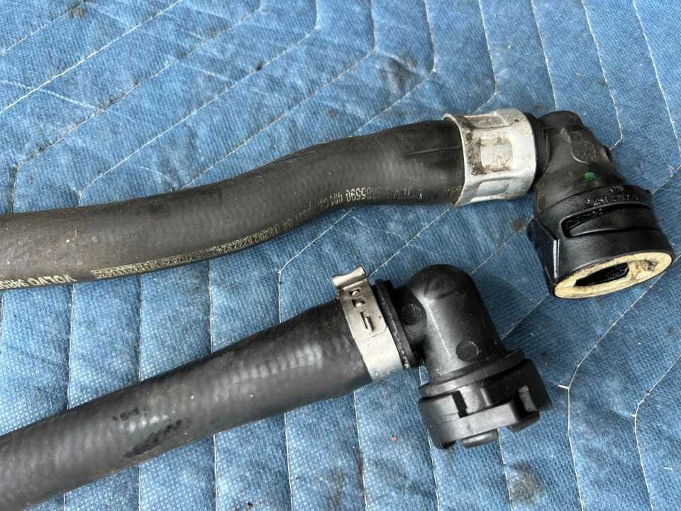 Volvo S60R V70R 2005-2007 núcleo de calefacción a tubo de manguera de motor par OEM #2950EM Foto 4 de 4