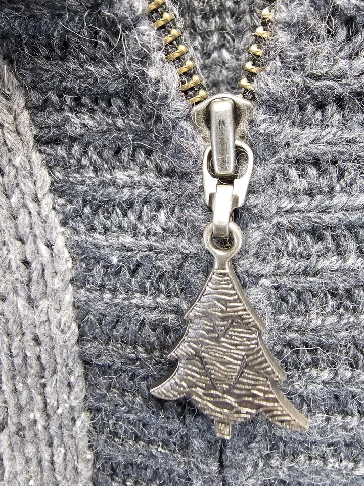 Suéter de Navidad Mohair Mezcla de Lana Studio Works Cremallera Completa Copos de Nieve Parche de Pino Foto 3 de 4