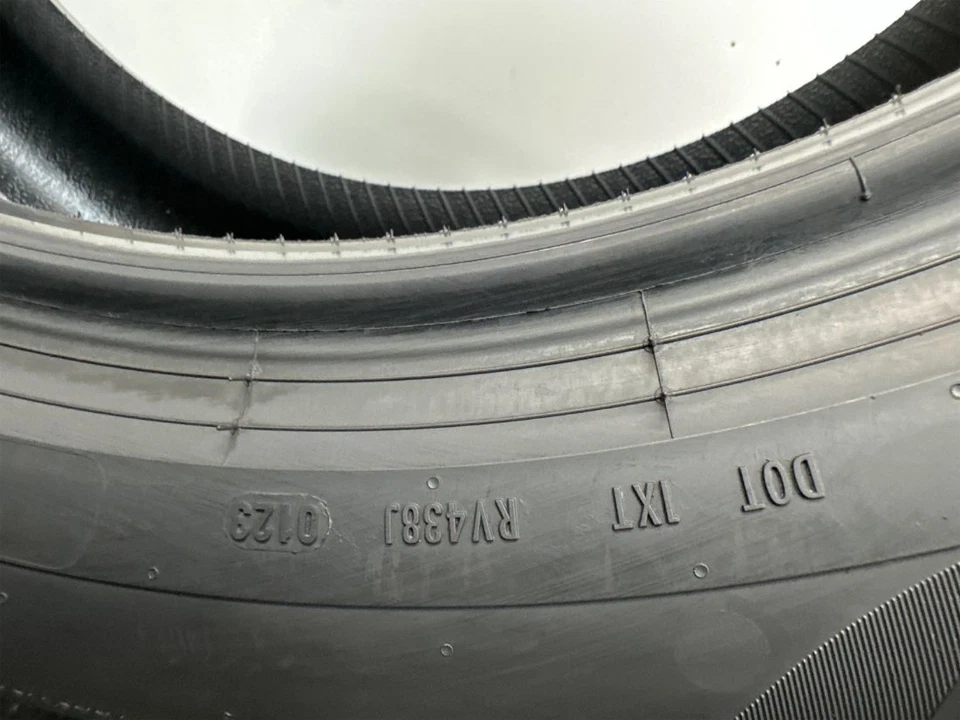 1 Pirelli P ZERO tm Used Tire P255/50R21 2555021 255/50/21 9/32 - Image 4 of 4