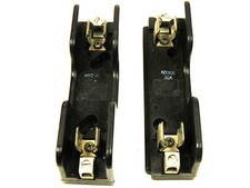 13 PIECES TAYLOR 60306 & 60305 FUSE BLOCKS 30 AMP (C-4-9-1)