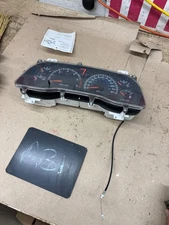 1998 2000 2001 Dodge Ram 2500 1500 Instrument Cluster Speedometer TACHOMETER 130