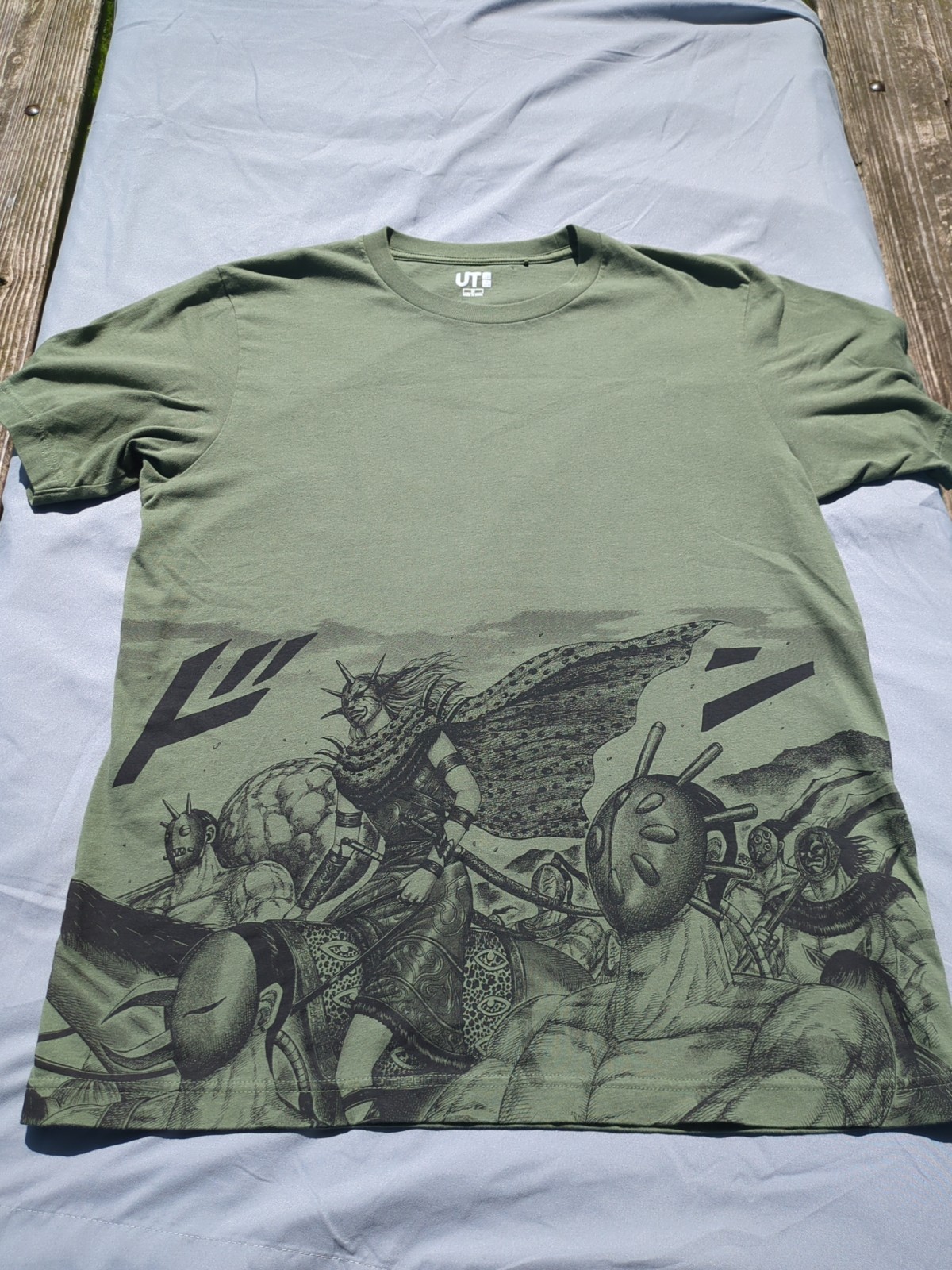 Uniqlo UT Yasuhisa Hara Shueisha Kingdom Anime Shirt sz M Bajiou Yo Tan Wa