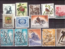 Lotto francobolli San Marino div. scheda a innesto anni 1