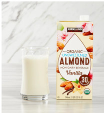 Kirkland Signature, Organiczny napój migdałowy, Wanilia, 32 fl oz, 6 sztuk