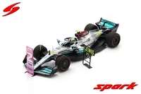 Spark S8556 1:43 MERCEDES-AMG Petronas F1 W13 Lewis Hamilton 2022, Silber
