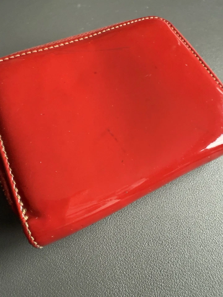 DOLCE & GABBANA Wallet Enamel BiFold Snap Red Shiny Leather 5”x4” Zip Coins RARE - Image 3 of 4