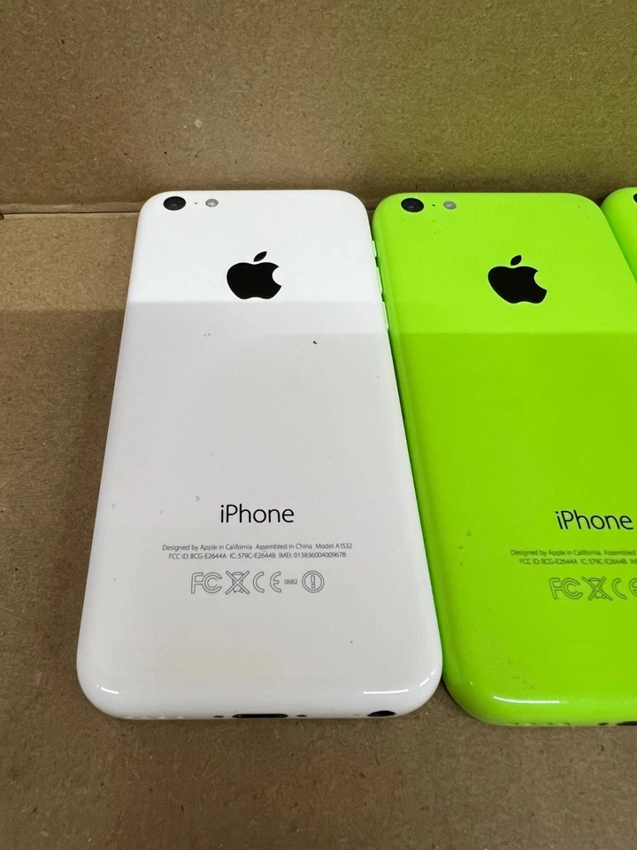 Lote de 4 Iphones 4 A1532 modelos Iphone 5c bloqueados para salvamento Foto 3 de 4