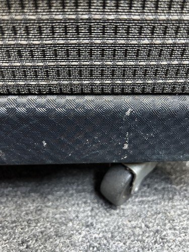 Amplificatore combinato per basso Ampeg B100R con cover - Foto 4 di 19