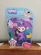 New Fingerlings MIA Purple Baby Monkey Bonus With Stand Interactive