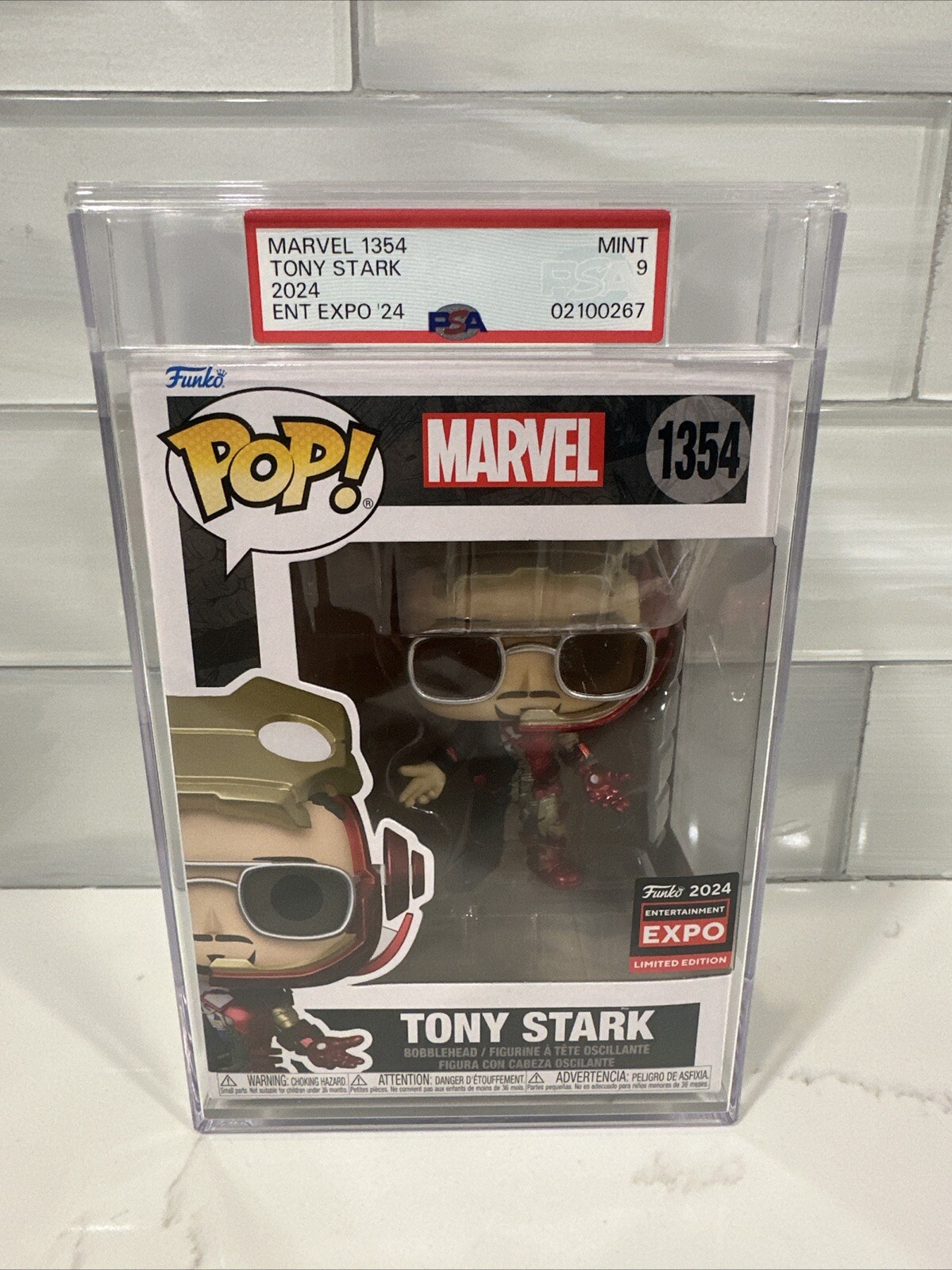 Mô Hình Chính Hãng Funko Pop! Marvel: Tony Stark #1354, C2E2 Exclusive T%e1%ba%b7ng Protector I.194849464 Mô Hình Chính Hãng Funko Pop! Marvel: Tony Stark #1354, C2E2 Exclusive T%e1%ba%b7ng Protector I.194849464