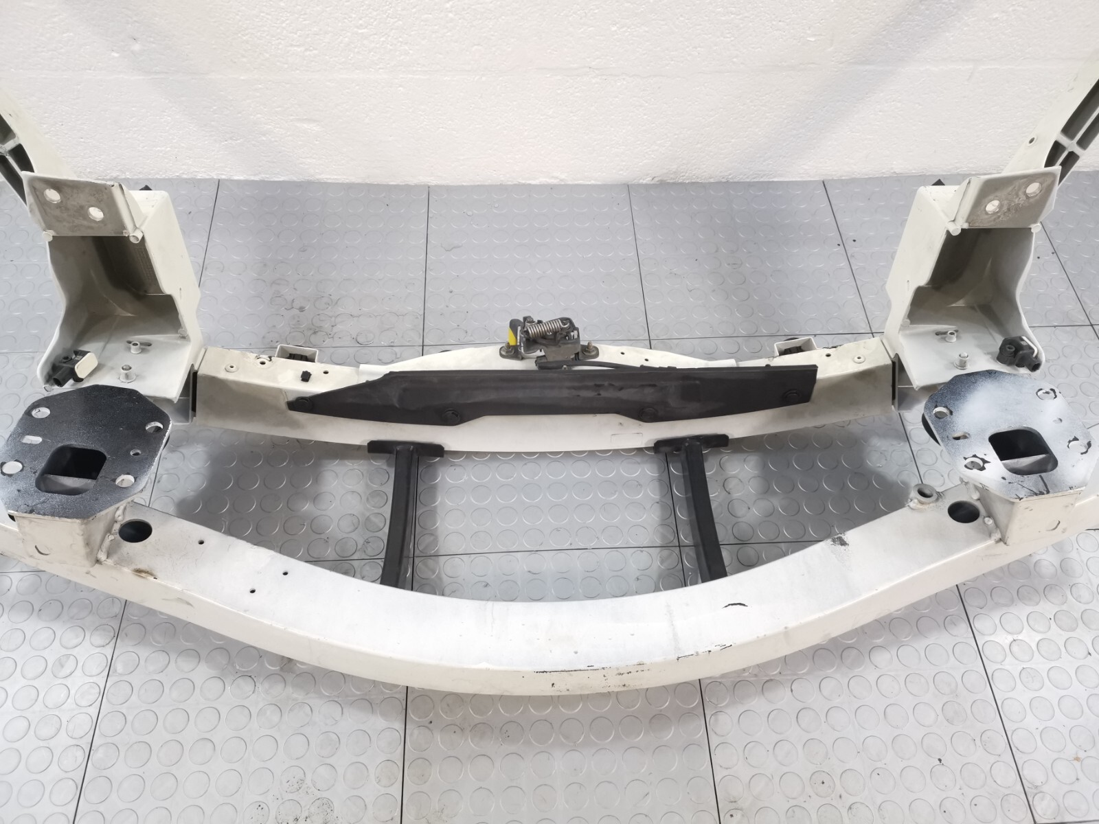 2015 Maserati QUATTROPORTE FRONT RADIATOR SUPPORT CRASH PANEL
