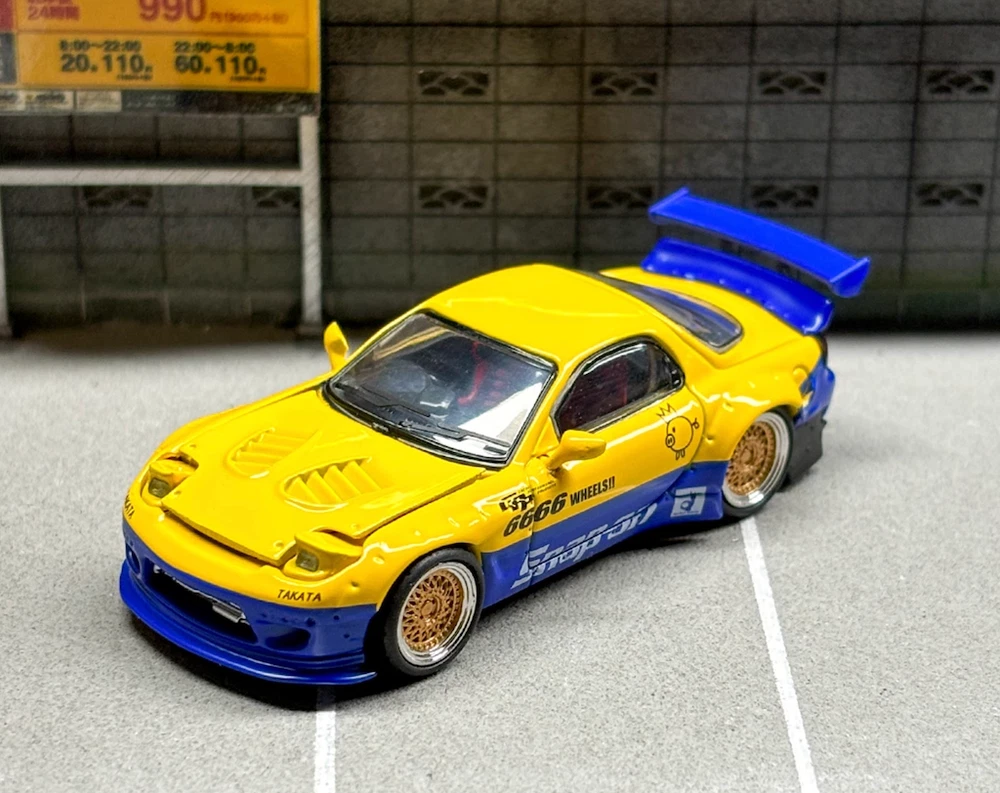 Master 1:64 JDM Yellow RX7 FD Pandem Racing Sports Model Diecast Metal Car