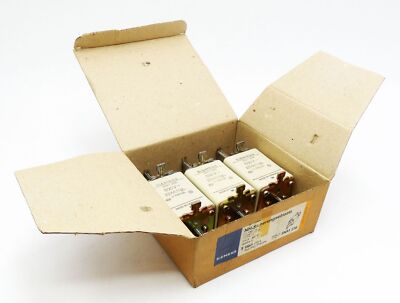 3x Siemens 3NA1 226 224A 500V NH fuse-link -unused/original packaging-