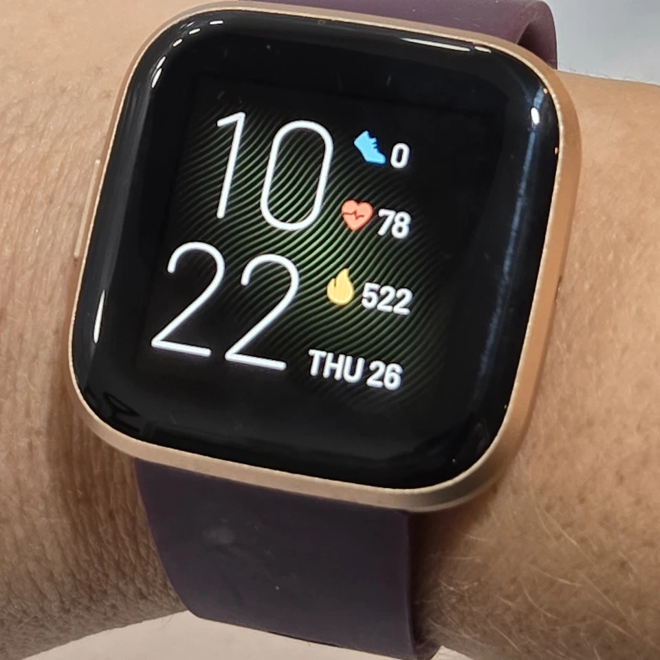 Fitbit Versa 2 Rastreador de Actividad - Burdeos/Cobre Rosa Podómetro Salud Foto 4 de 4