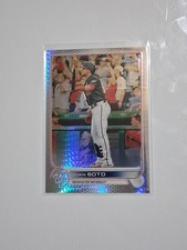 2022 Topps Chrome - Juan Soto #129 Prism Refractor
